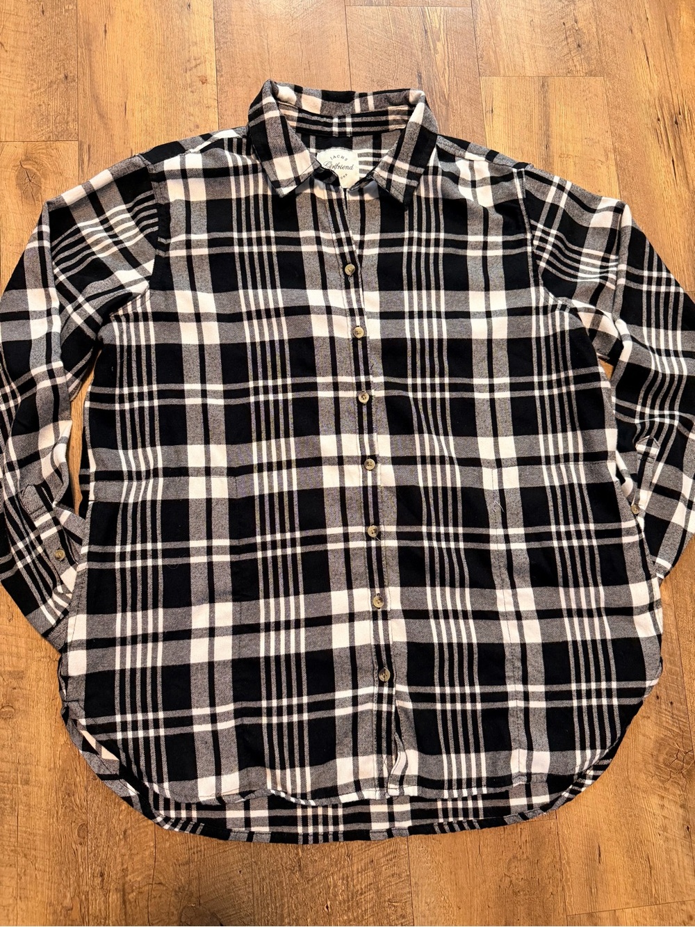 Jachs Girlfriend Black White Plaid Flannel Button Down Shirt Top L